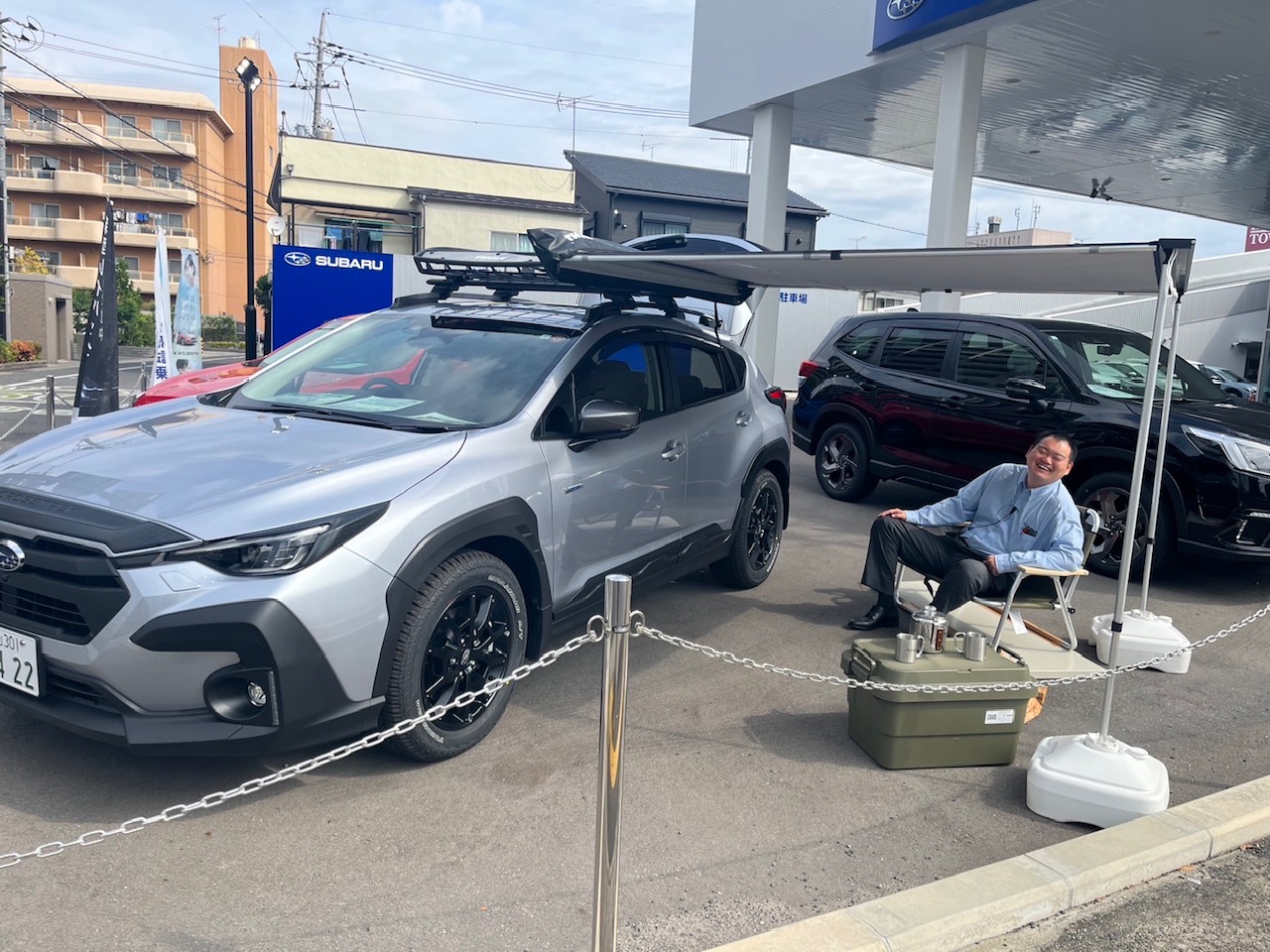 かっこいいクロストレック、来ます。